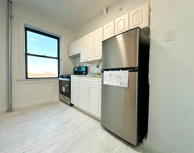 1544 Gillespie Avenue - Photo Thumbnail 4