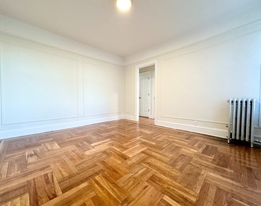 1544 Gillespie Avenue - Photo Thumbnail 3