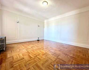 1845 Hobart Ave - Photo Thumbnail 3