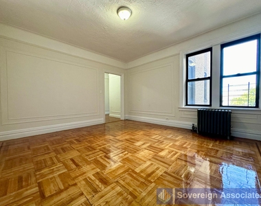 1845 Hobart Ave - Photo Thumbnail 2