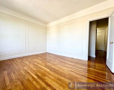 1845 Hobart Ave - Photo Thumbnail 1