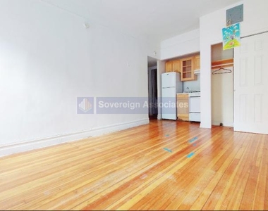 936 West End Avenue - Photo Thumbnail 5