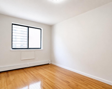 47 Cooper Street - Photo Thumbnail 4
