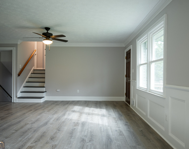 1030 Carriage Hill Road - Photo Thumbnail 12