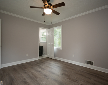 1030 Carriage Hill Road - Photo Thumbnail 24