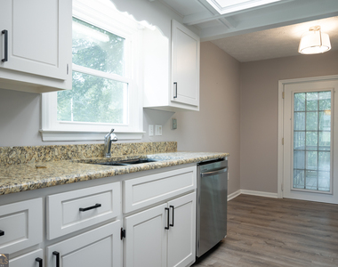 1030 Carriage Hill Road - Photo Thumbnail 20