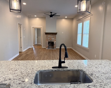 31 Mildred Place Nw - Photo Thumbnail 6
