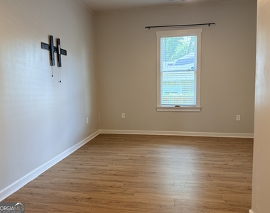 31 Mildred Place Nw - Photo Thumbnail 9