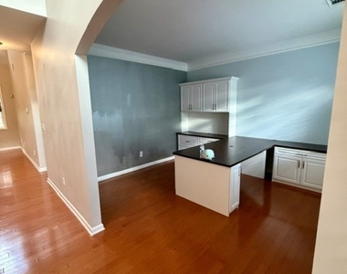 1508 Bramlett Hill Drive - Photo Thumbnail 4