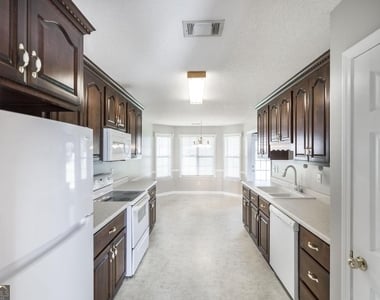 105 Millstone Way - Photo Thumbnail 15
