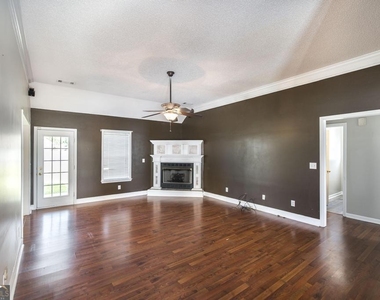 105 Millstone Way - Photo Thumbnail 8