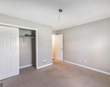 105 Millstone Way - Photo Thumbnail 26