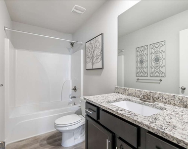 6426 Beaver Creek Trail - Photo Thumbnail 9