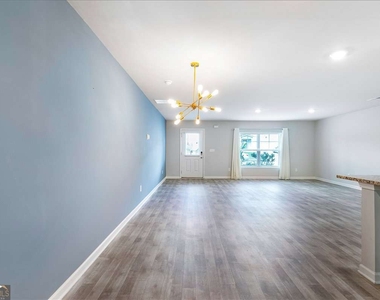 6426 Beaver Creek Trail - Photo Thumbnail 4