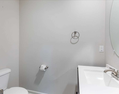 6426 Beaver Creek Trail - Photo Thumbnail 12