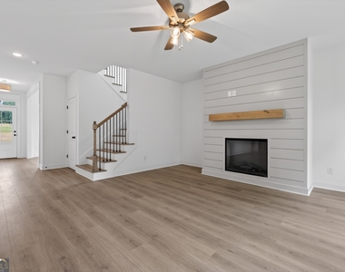 12 Coretta Court - Photo Thumbnail 4