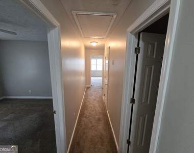 724 Jamie Way Ne - Photo Thumbnail 12