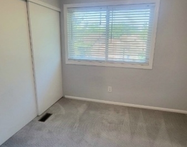 3102 Revere Ct - Photo Thumbnail 14