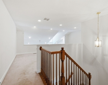 408 Donato Cir - Photo Thumbnail 22