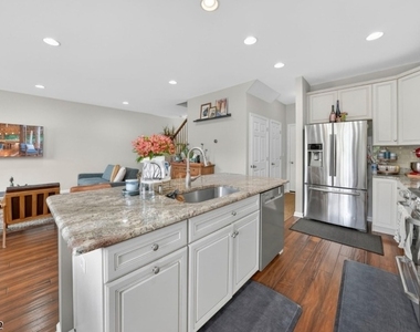 97 Autumn Ln - Photo Thumbnail 15