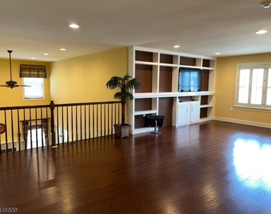 72 Patriots Way - Photo Thumbnail 15