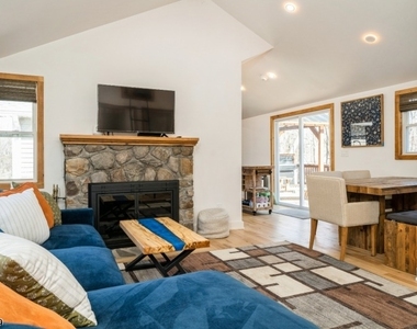 100 Poplar Ln - Photo Thumbnail 42