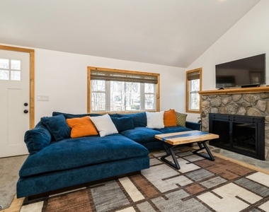 100 Poplar Ln - Photo Thumbnail 27