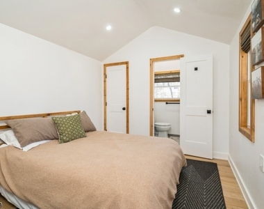 100 Poplar Ln - Photo Thumbnail 26