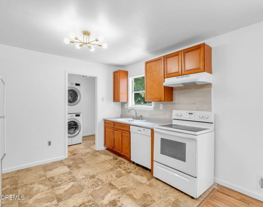809 Commonwealth Boulevard - Photo Thumbnail 11