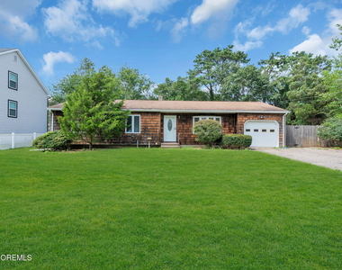 809 Commonwealth Boulevard - Photo Thumbnail 5