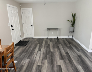 2305 Oak Tree Road - Photo Thumbnail 16