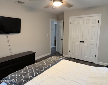 2305 Oak Tree Road - Photo Thumbnail 2