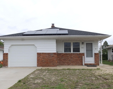 108 Barbuda Street - Photo Thumbnail 2