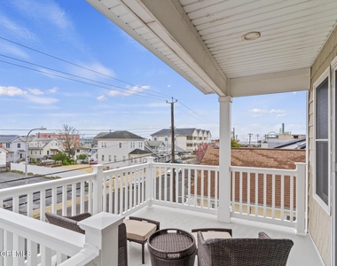 53 Sheridan Avenue - Photo Thumbnail 29