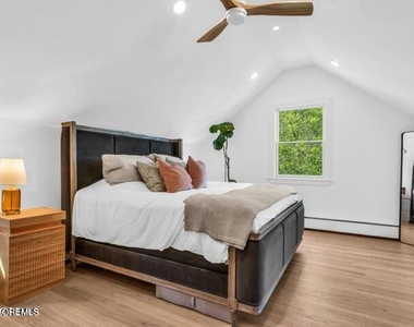475 Locust Point Road - Photo Thumbnail 4