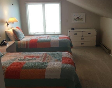 1904 Oceanfront - Photo Thumbnail 17