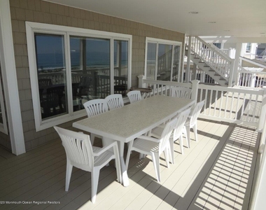 1904 Oceanfront - Photo Thumbnail 9