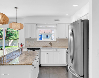248 Compass Road - Photo Thumbnail 4