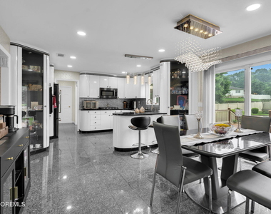 30 Scott Drive - Photo Thumbnail 7