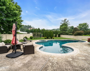 30 Scott Drive - Photo Thumbnail 31