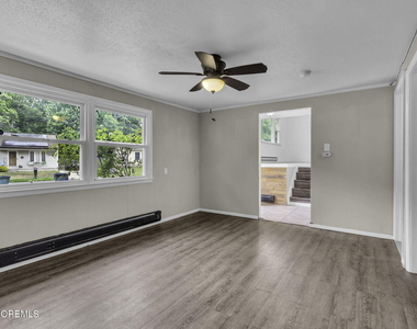 102 Buckhorn Lake Court - Photo Thumbnail 8