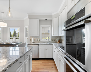421 Atlantic Avenue - Photo Thumbnail 16