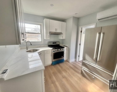 Woodland Ave - Photo Thumbnail 9