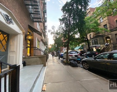 West 73 Street - Photo Thumbnail 5