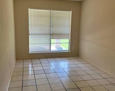 6400 Allegheny Trail - Photo Thumbnail 8