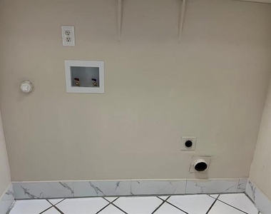 6400 Allegheny Trail - Photo Thumbnail 16
