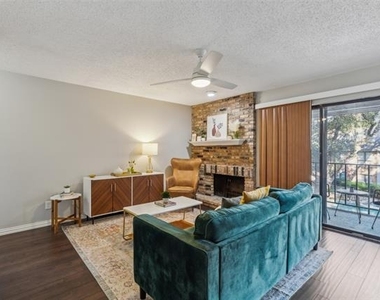 15151 Berry Trail - Photo Thumbnail 2