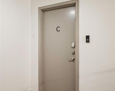 6226 Bandera Avenue - Photo Thumbnail 2