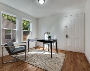 927 S Franklin Street - Photo Thumbnail 5