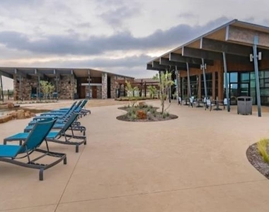 10415 Lone Star Way - Photo Thumbnail 22